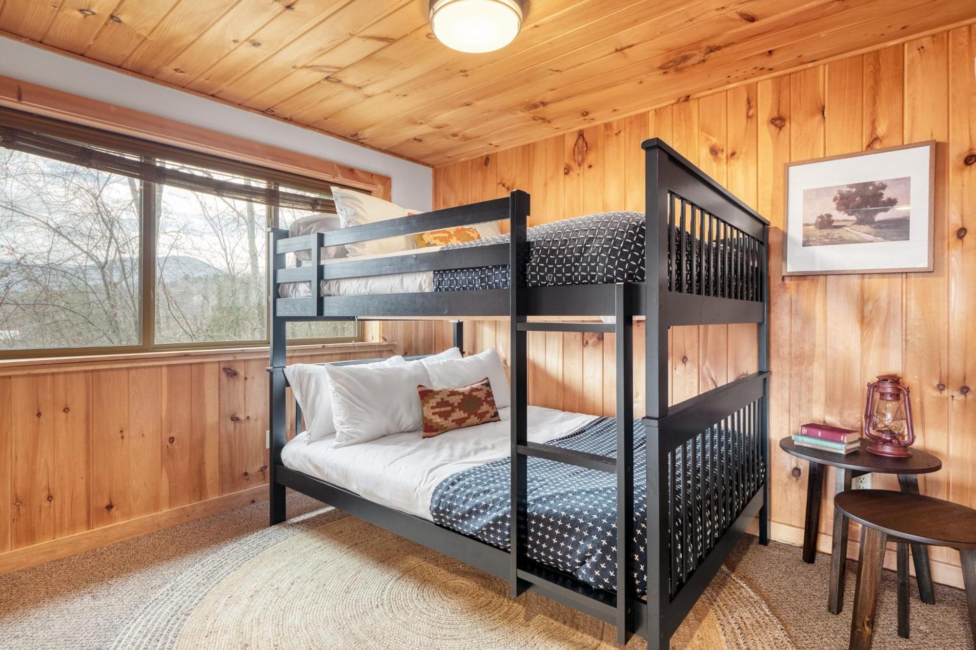 Chestnut By Avantstay Mountain Cabin W Treetop Views Hot Tub Game Room Гатлинбург Экстерьер фото