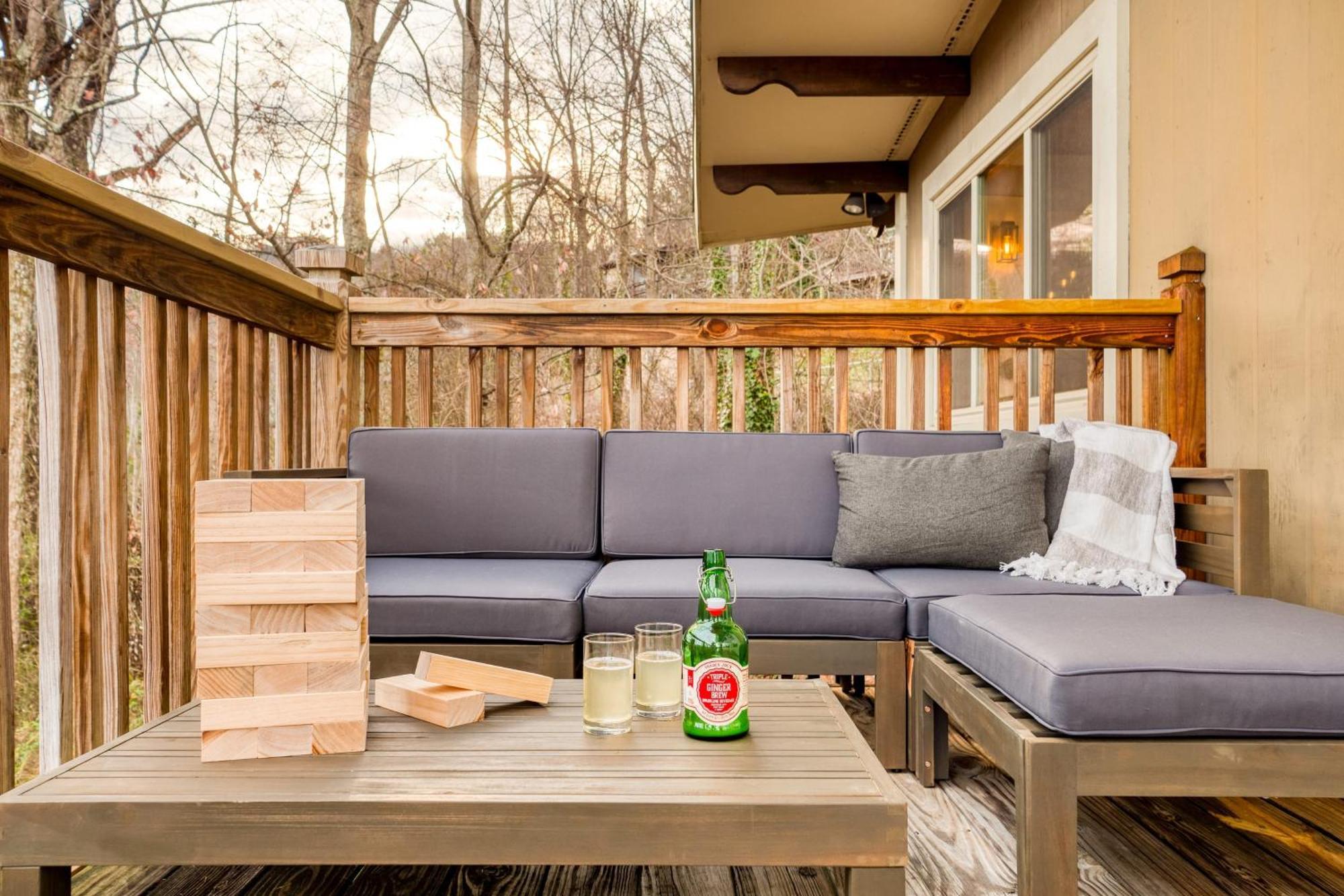Chestnut By Avantstay Mountain Cabin W Treetop Views Hot Tub Game Room Гатлинбург Экстерьер фото